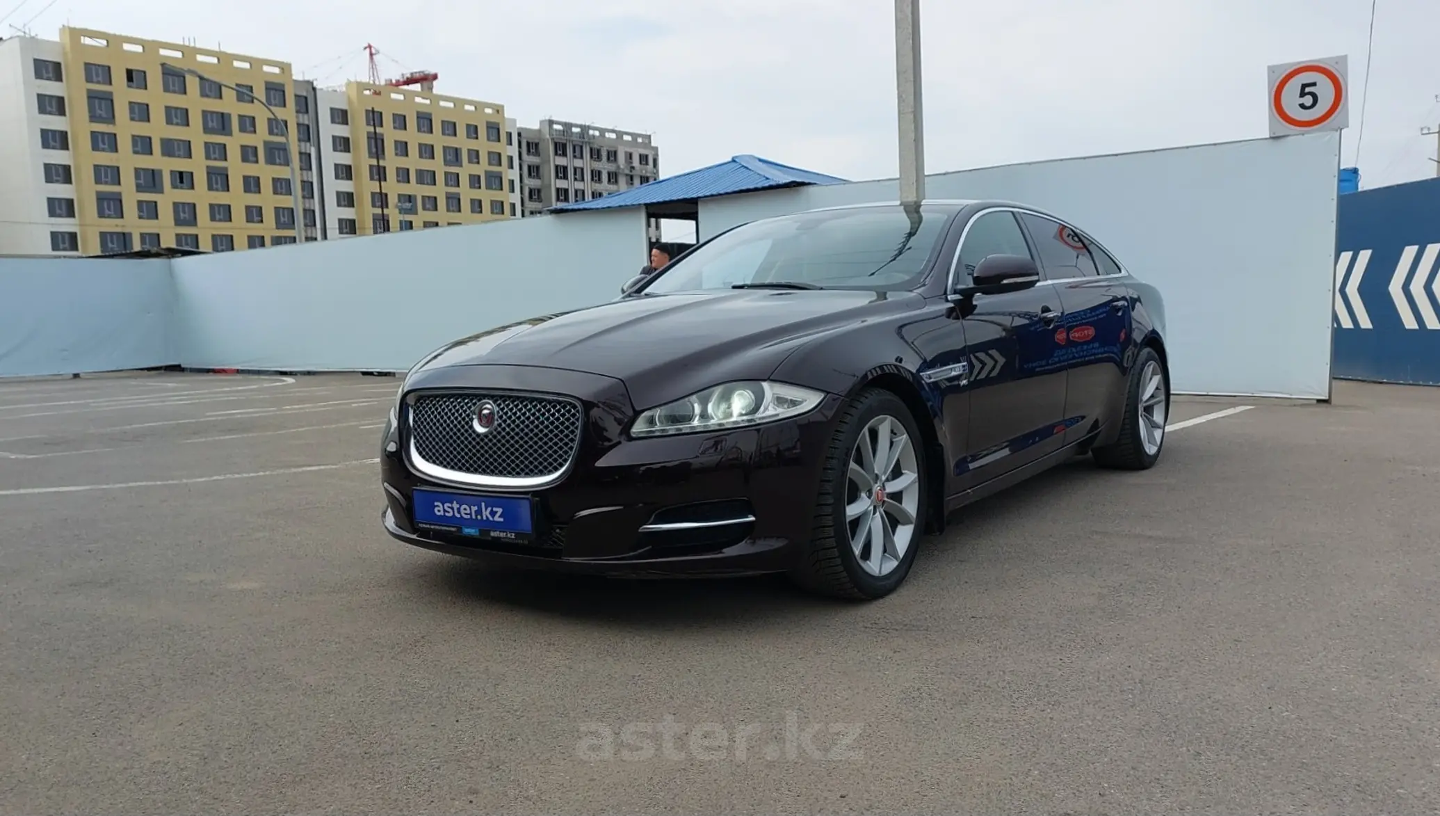 Jaguar XJ 2014