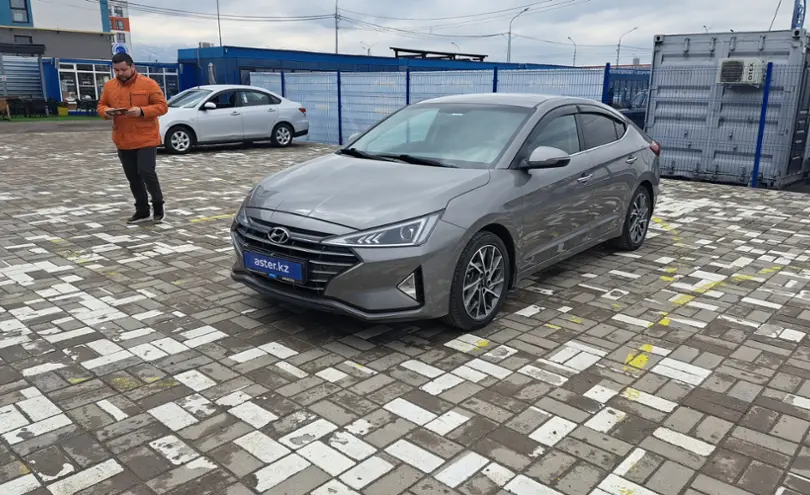 Hyundai Elantra 2020 года за 10 000 000 тг. в Алматы