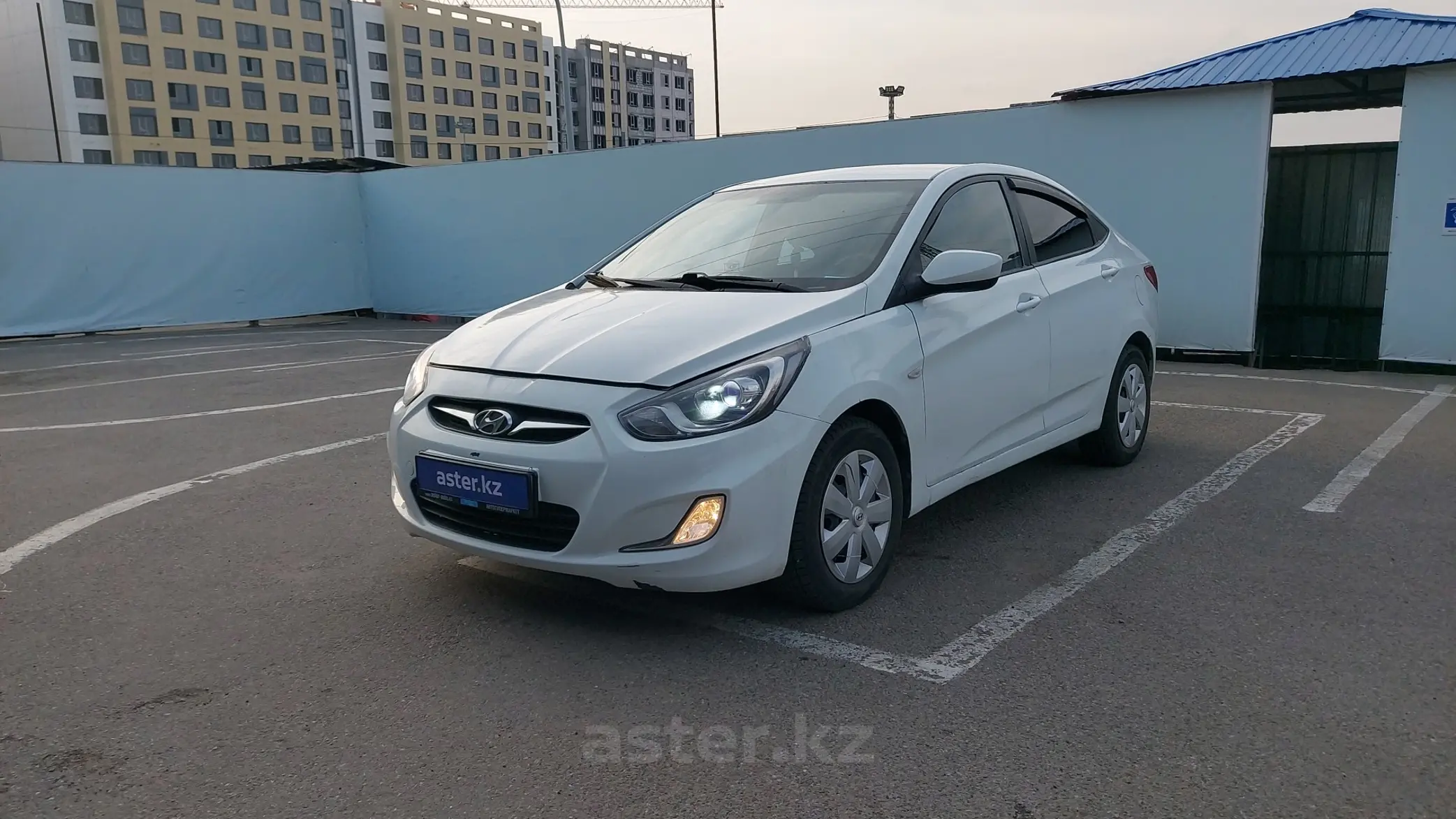 Hyundai Accent 2014