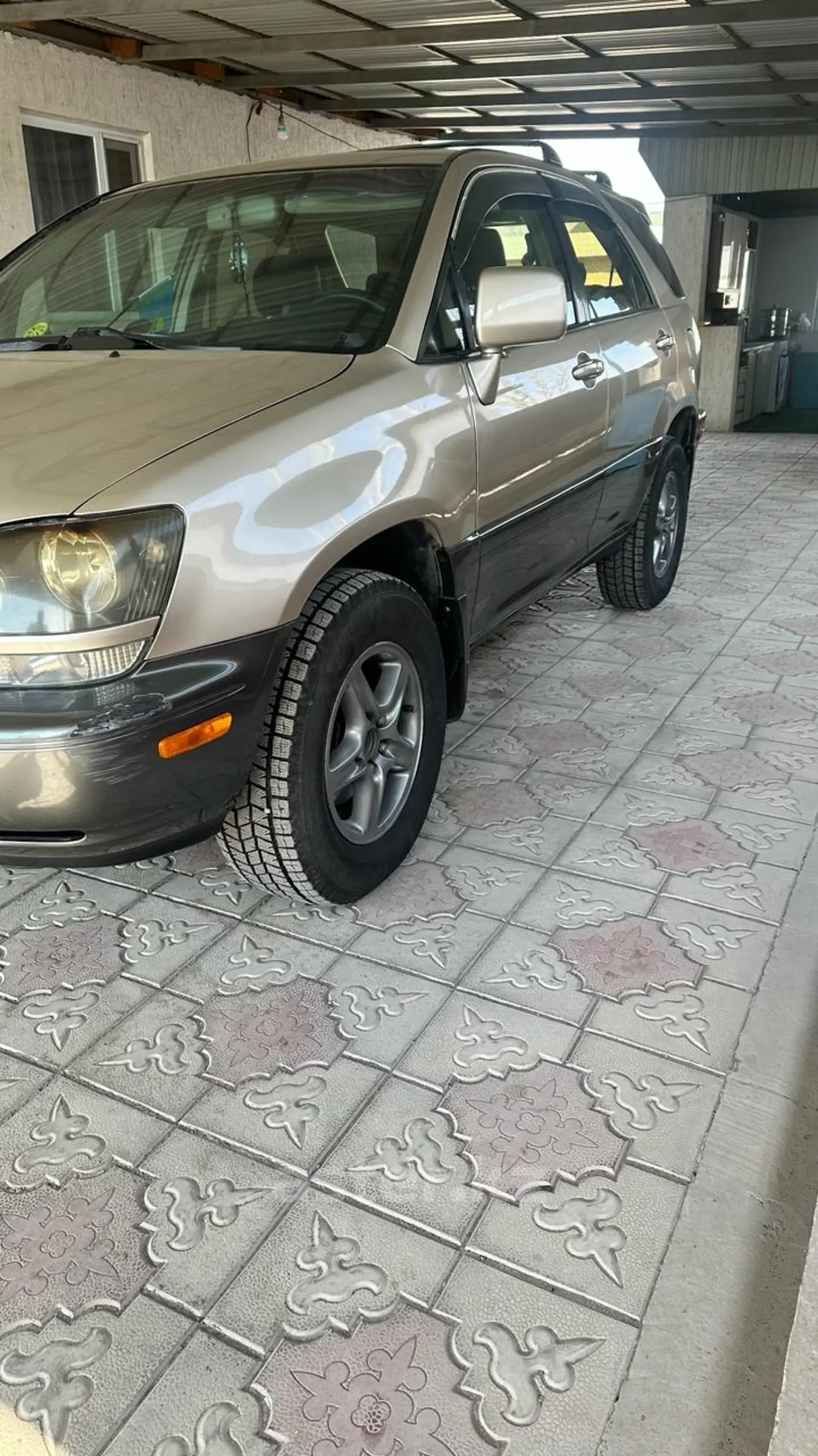 Lexus RX 1999