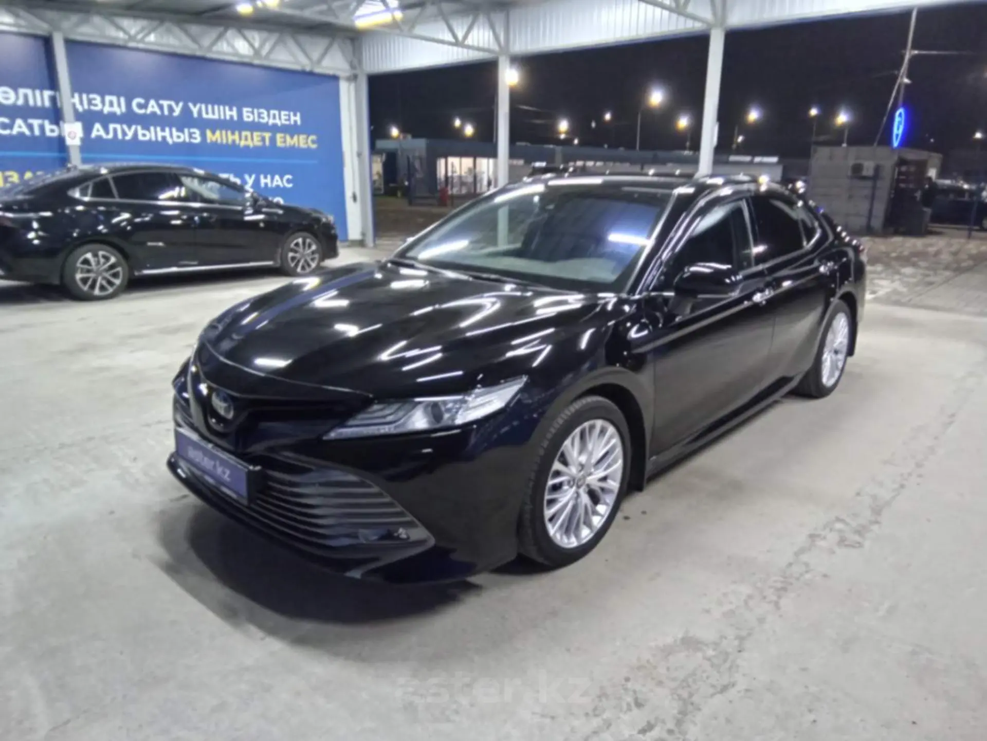 Toyota Camry 2021