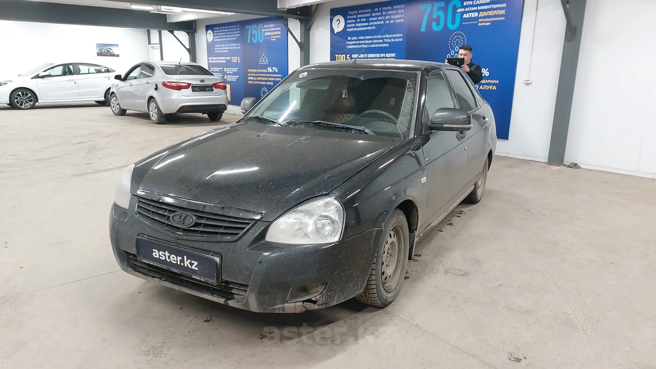 LADA (ВАЗ) Priora 2012