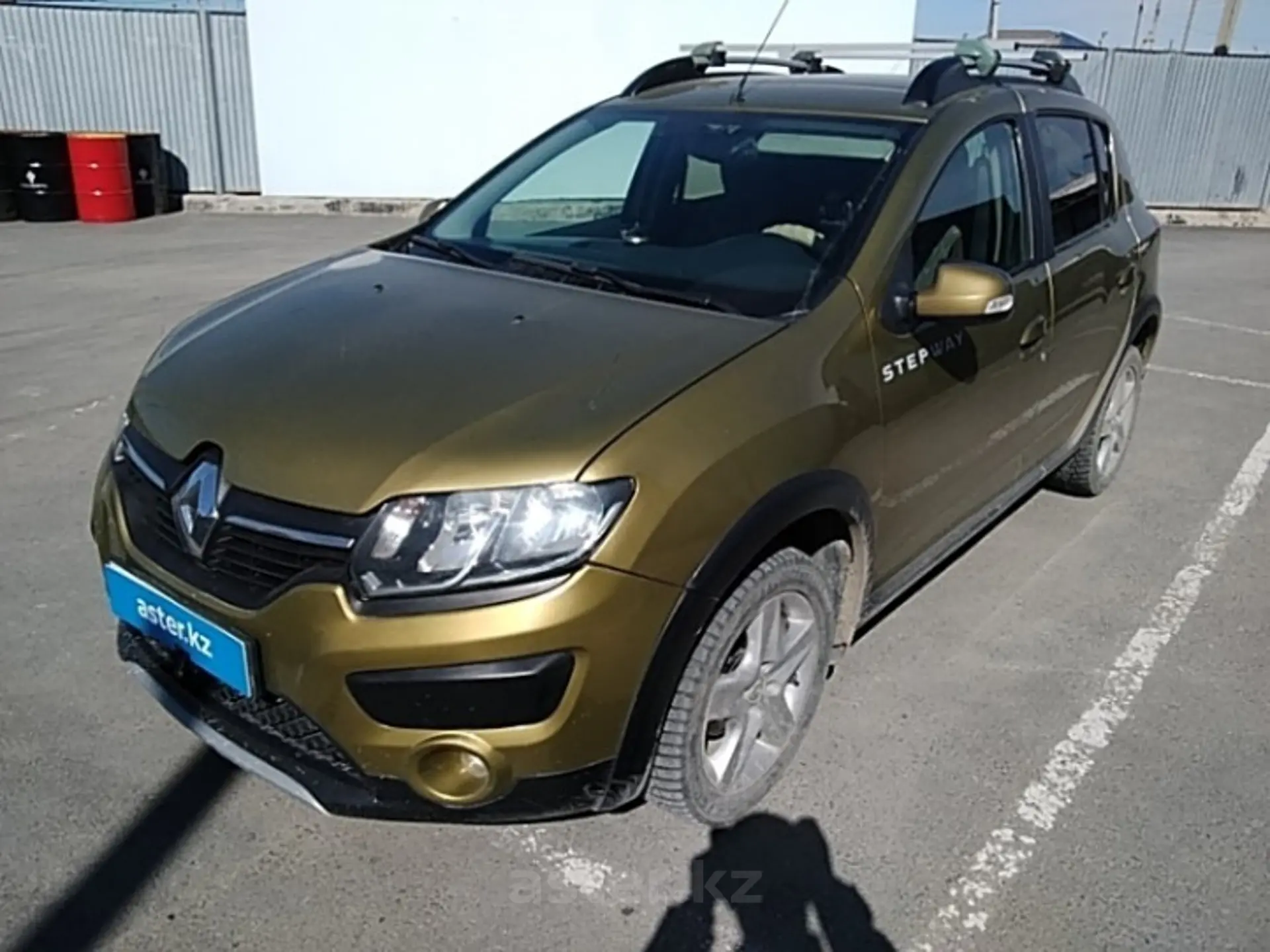 Renault Sandero 2015