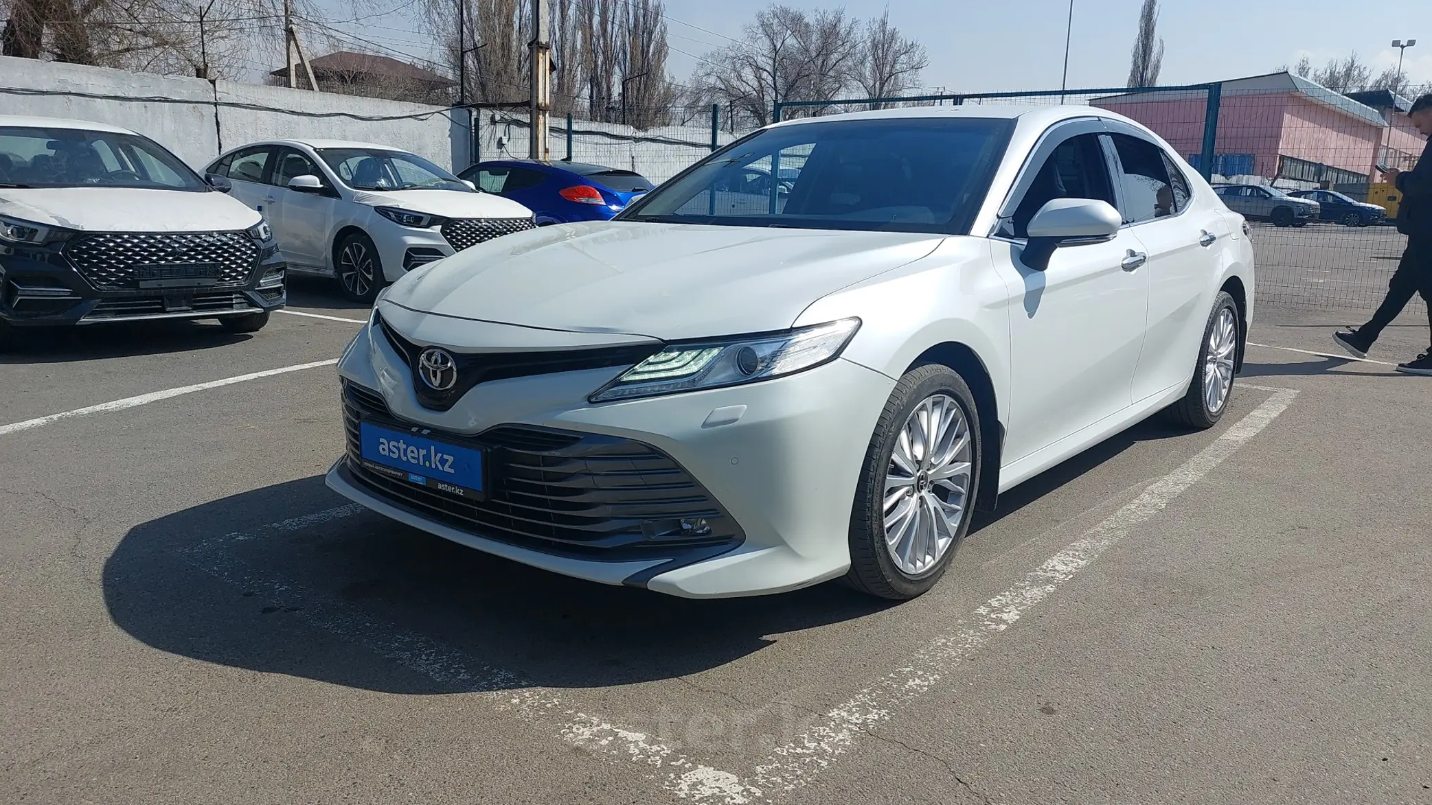 Toyota Camry 2019