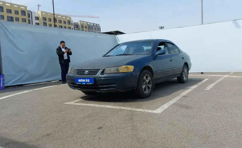 Toyota Camry 1998 года за 2 000 000 тг. в Алматы