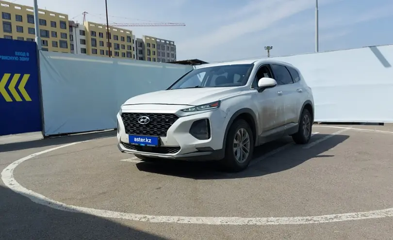 Hyundai Santa Fe 2020 года за 12 000 000 тг. в Алматы