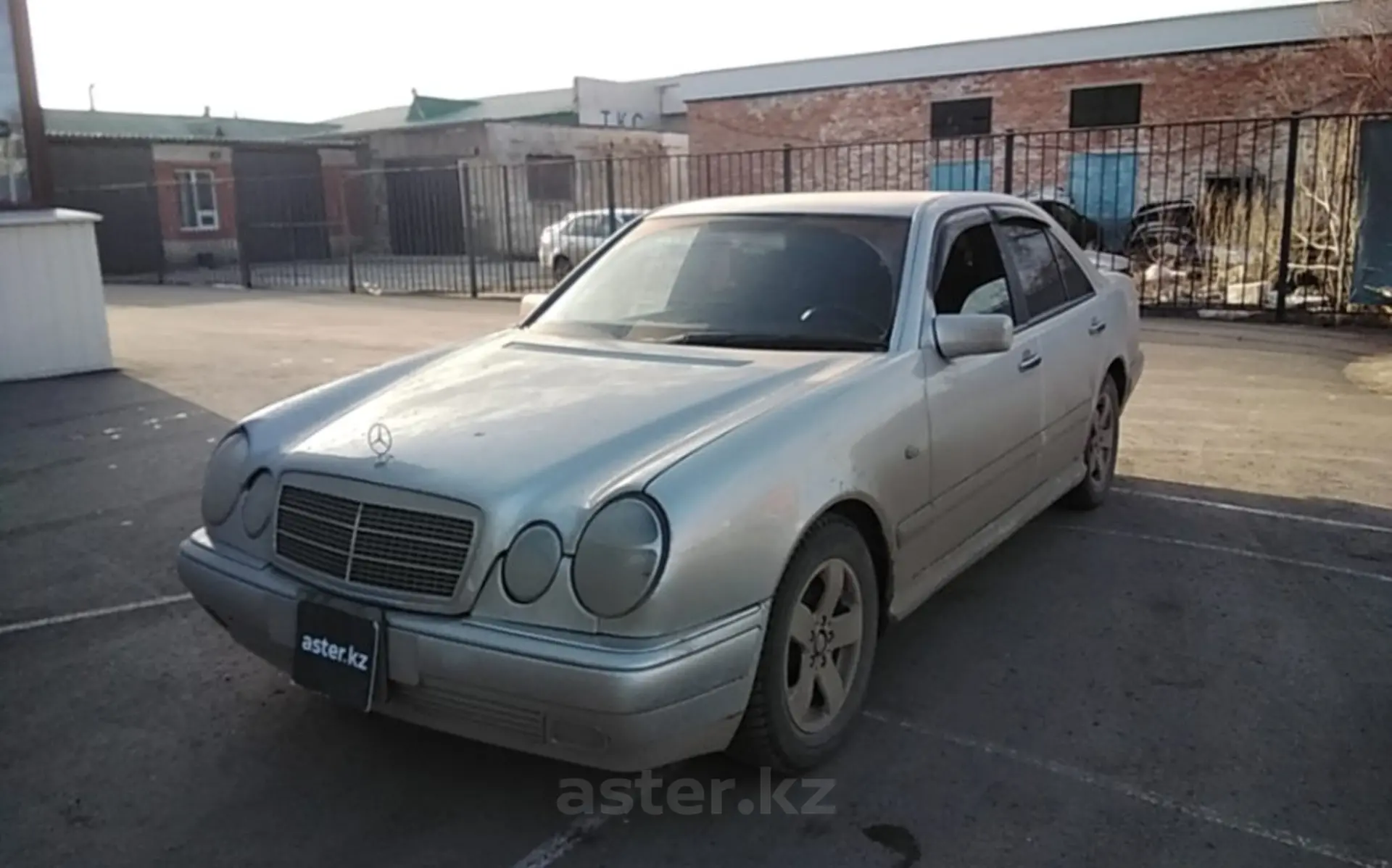 Mercedes-Benz E-Класс 1996