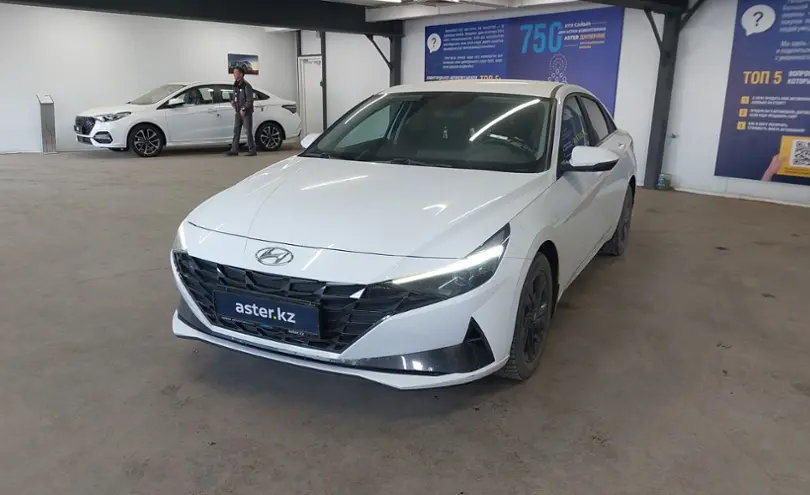 Hyundai Elantra 2021 года за 10 500 000 тг. в Астана