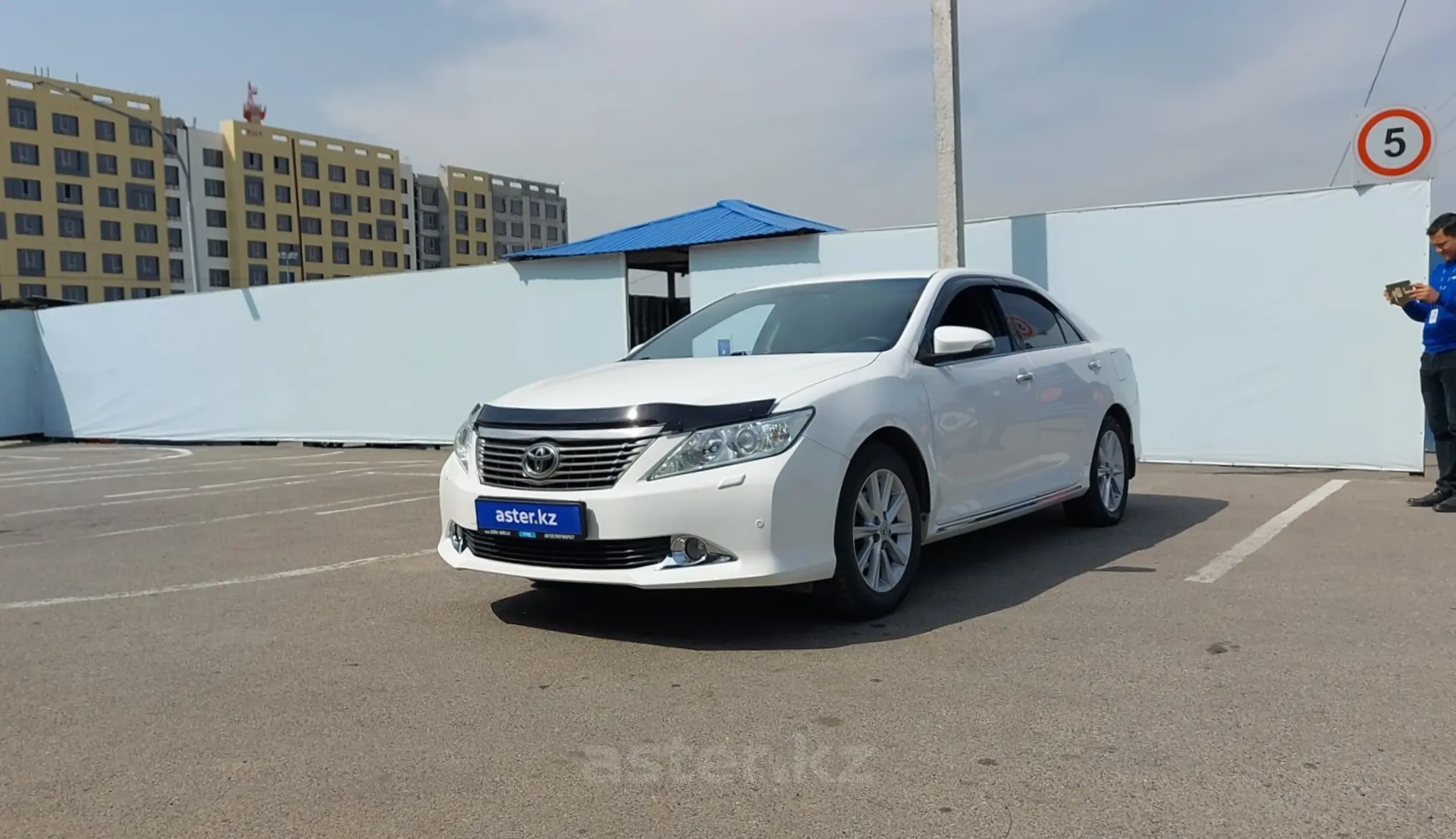 Toyota Camry 2013