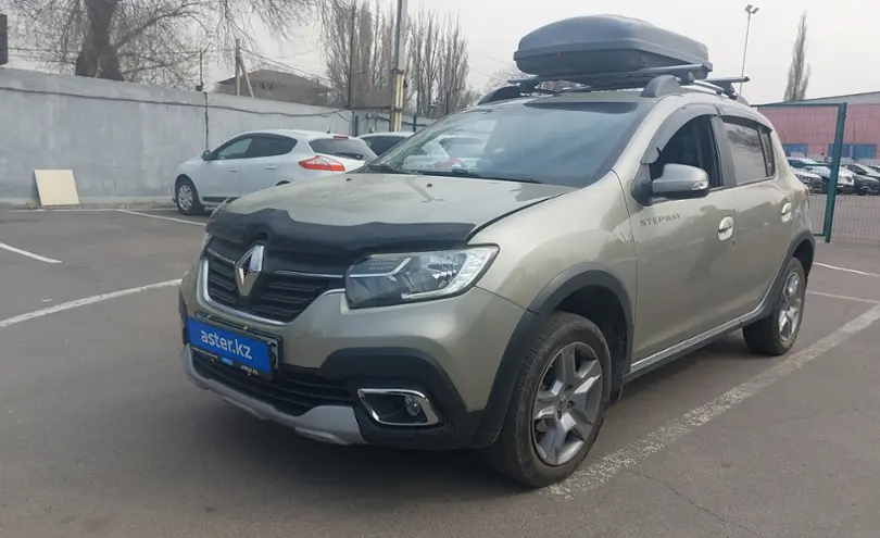 Renault Sandero 2021 года за 9 000 000 тг. в Алматы