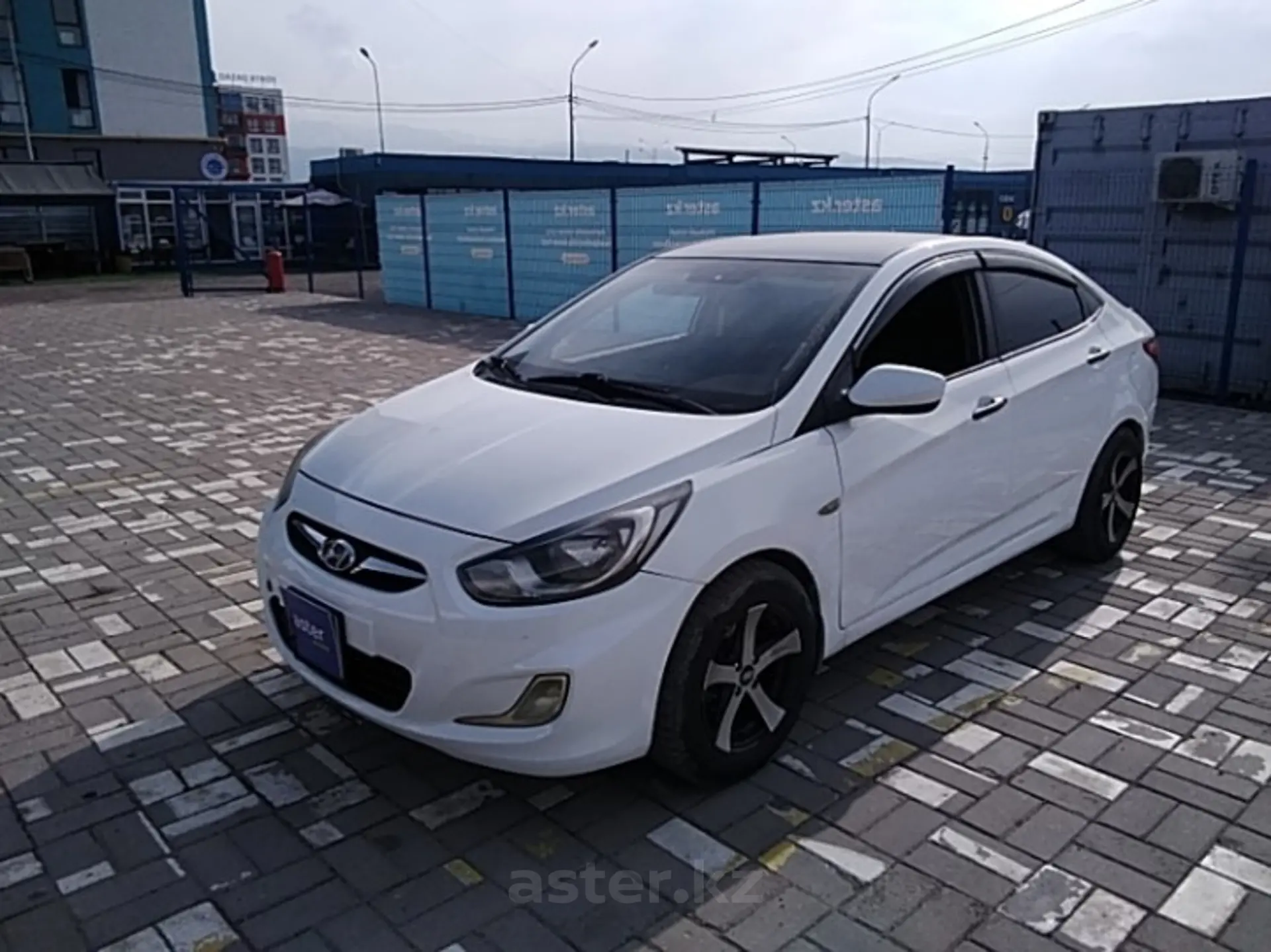 Hyundai Accent 2014