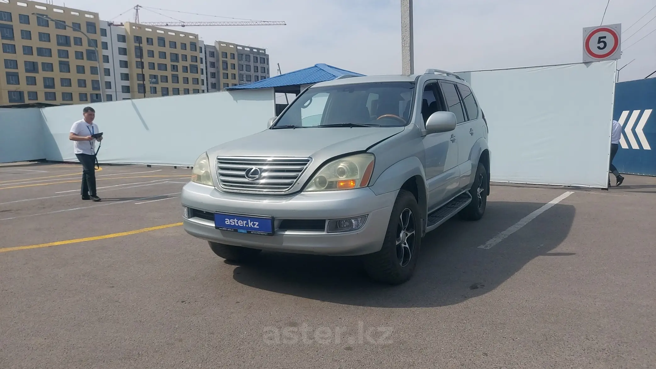 Lexus GX 2003