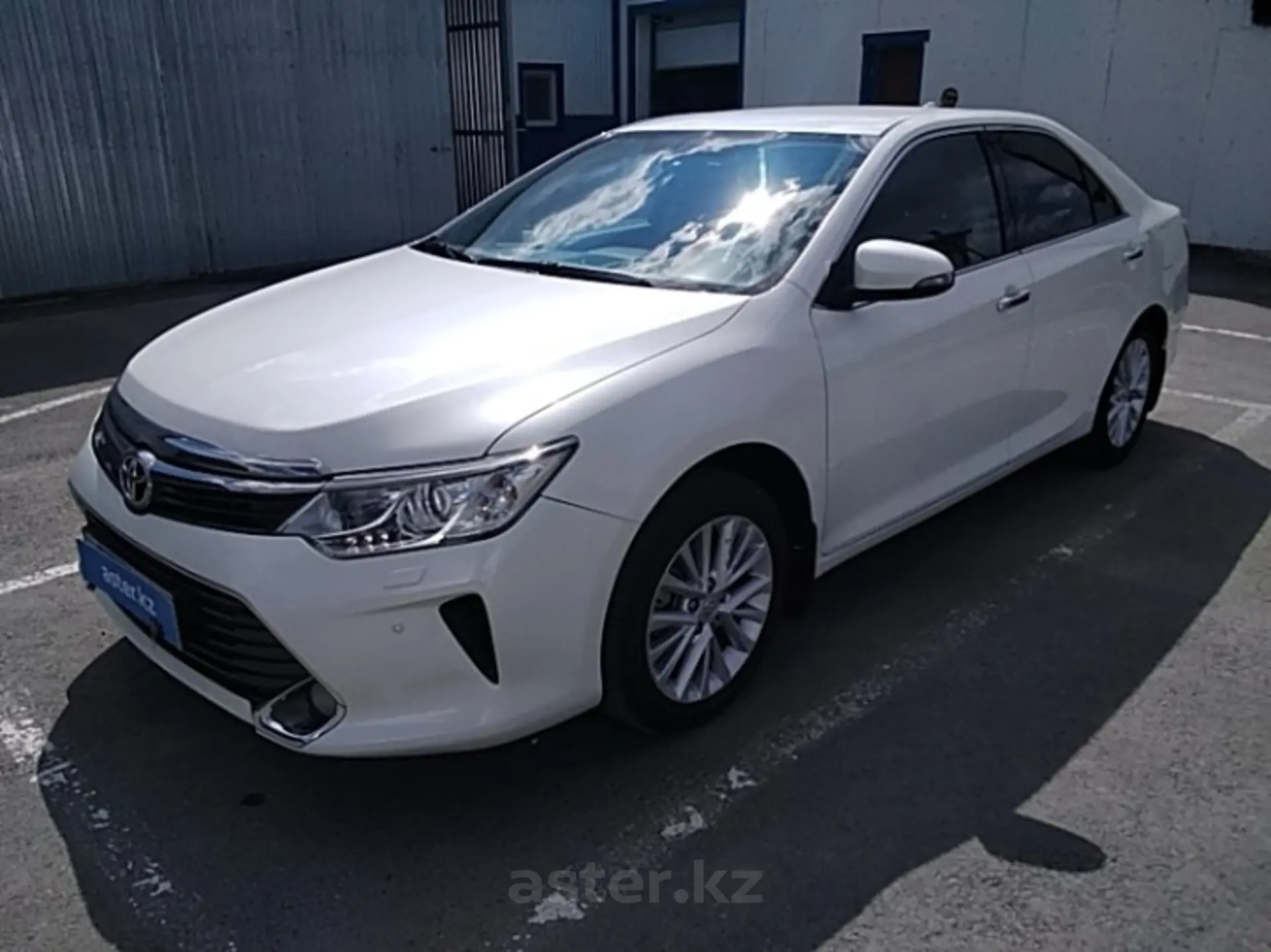 Toyota Camry 2015