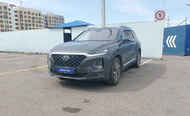 Hyundai Santa Fe 2020 года за 15 000 000 тг. в Алматы