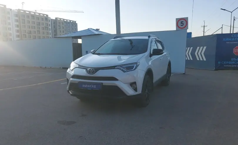Toyota RAV4 2019 года за 13 000 000 тг. в Алматы