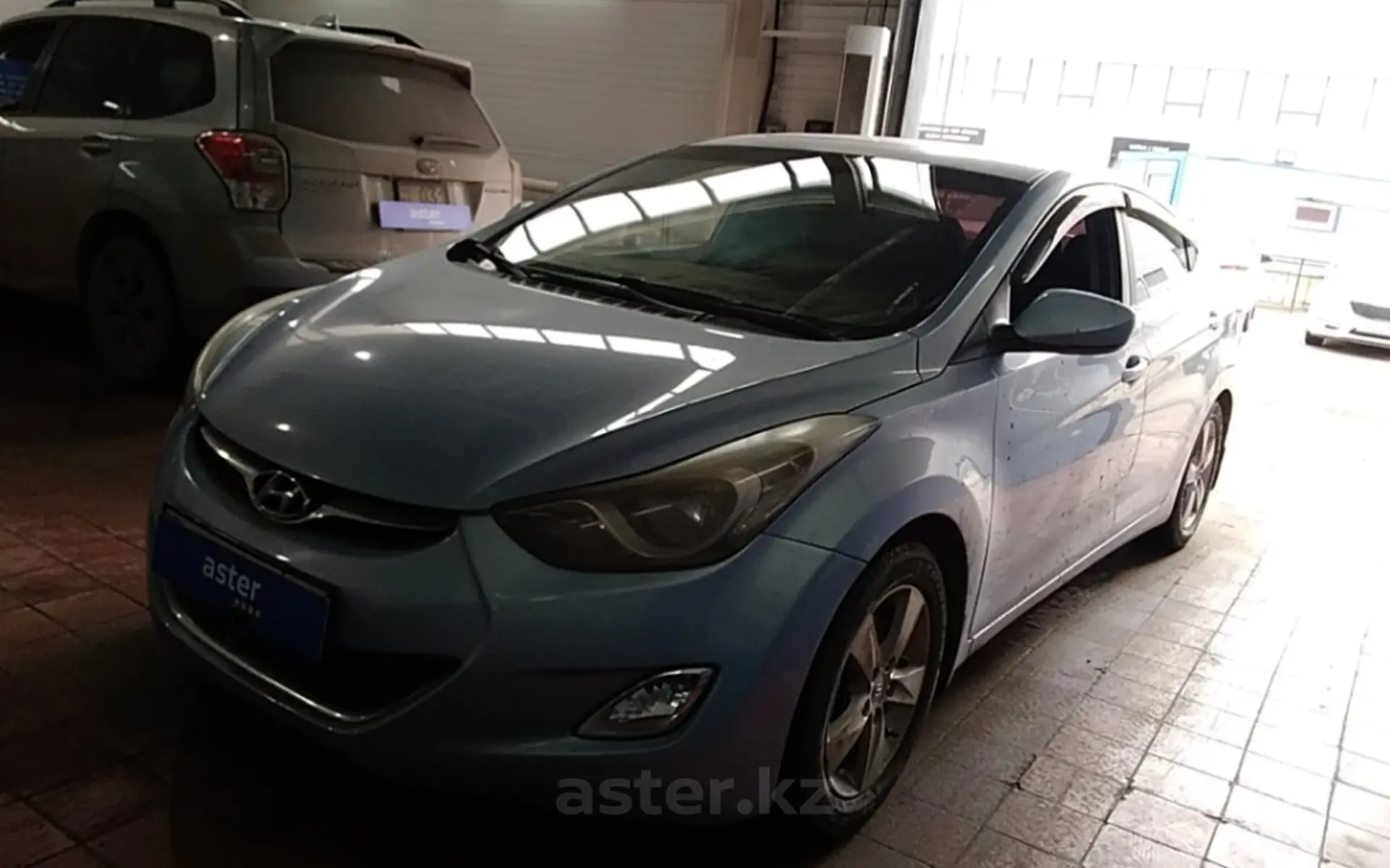 Hyundai Elantra 2013