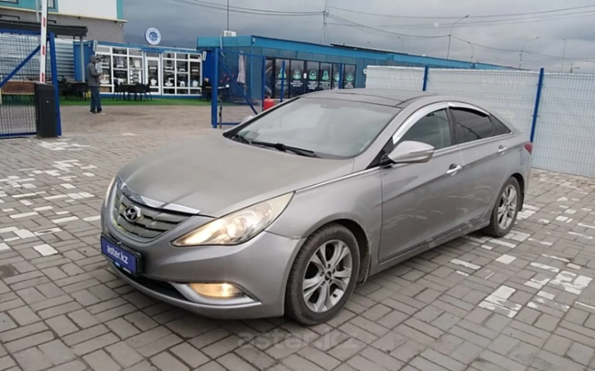 Hyundai Sonata 2012