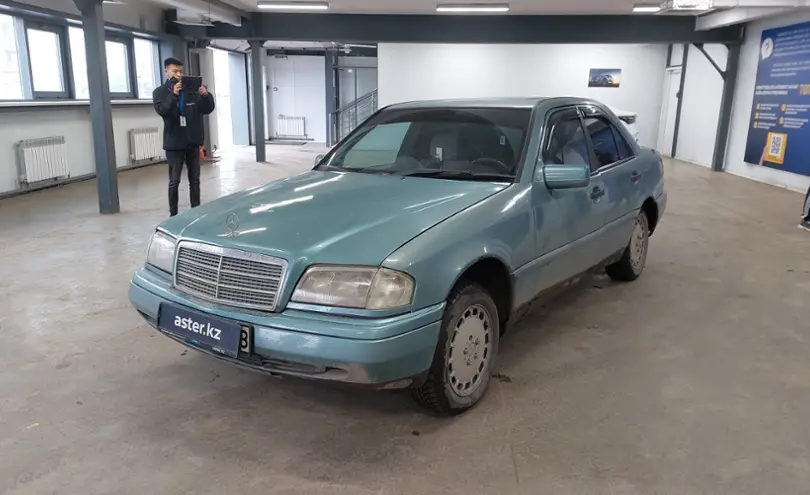Mercedes-Benz C-Класс 1993 года за 1 400 000 тг. в Астана