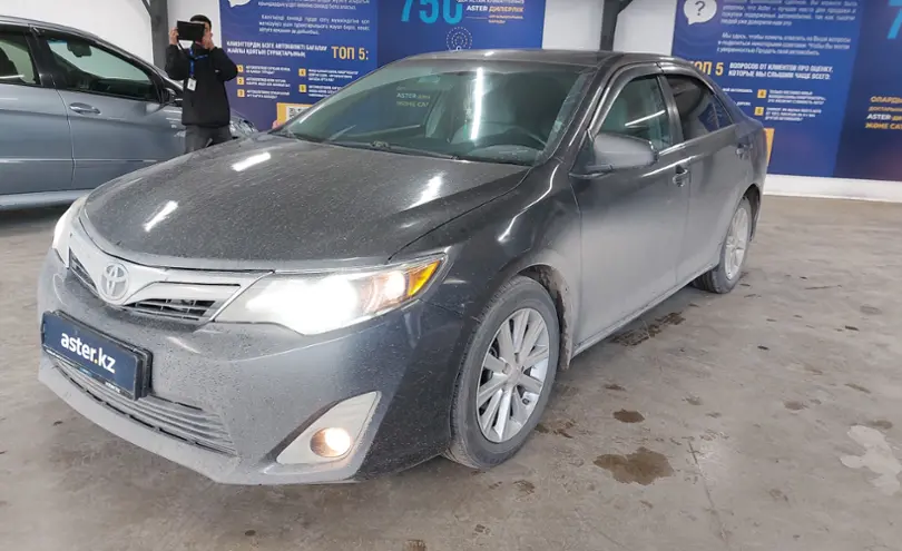 Toyota Camry 2013 года за 8 000 000 тг. в Астана