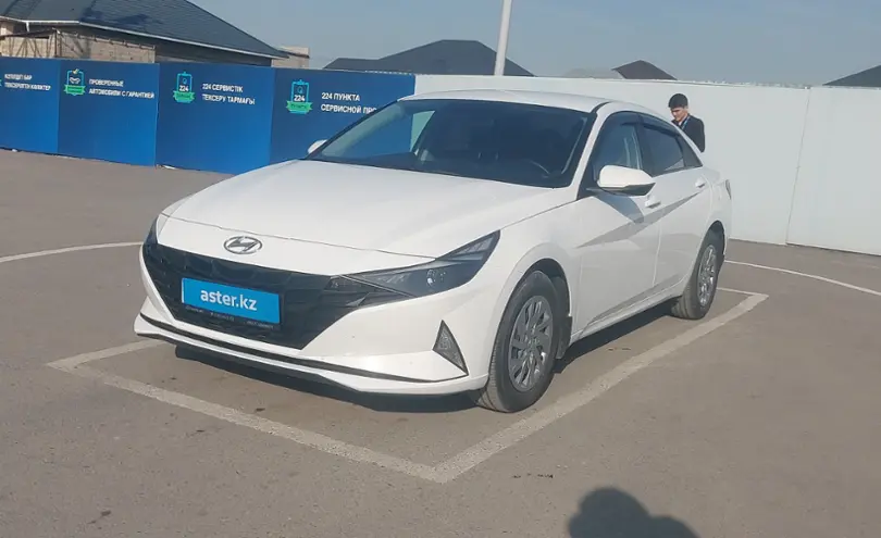 Hyundai Elantra 2021 года за 9 000 000 тг. в Шымкент