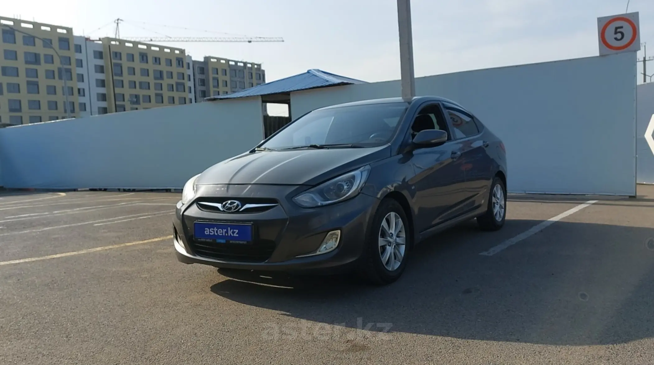 Hyundai Accent 2011