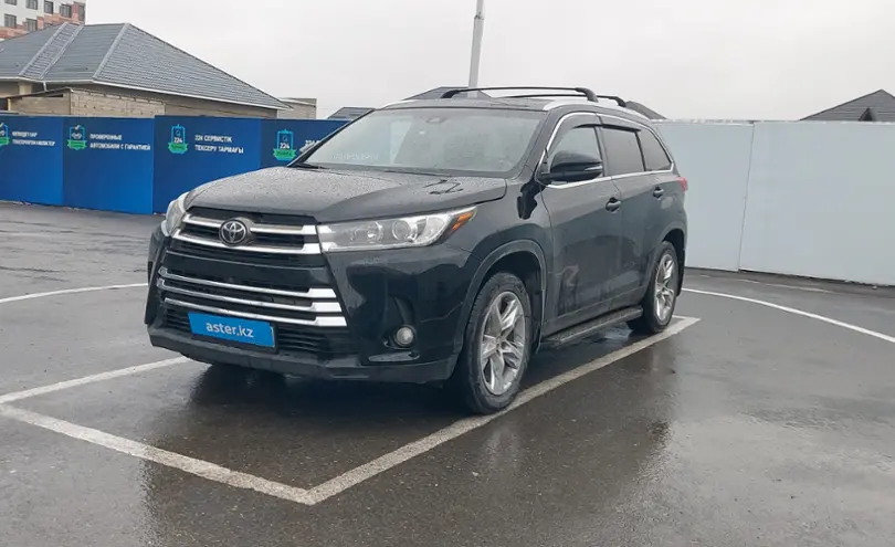 Toyota Highlander 2019 года за 21 000 000 тг. в Шымкент