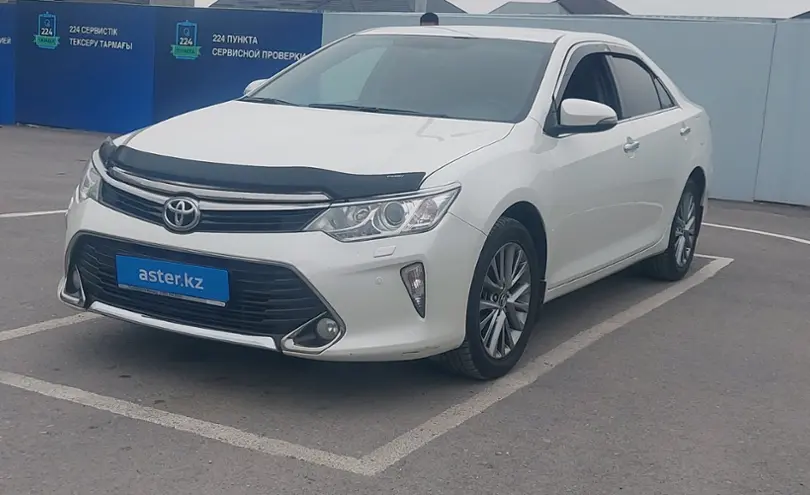 Toyota Camry 2017 года за 14 000 000 тг. в Шымкент