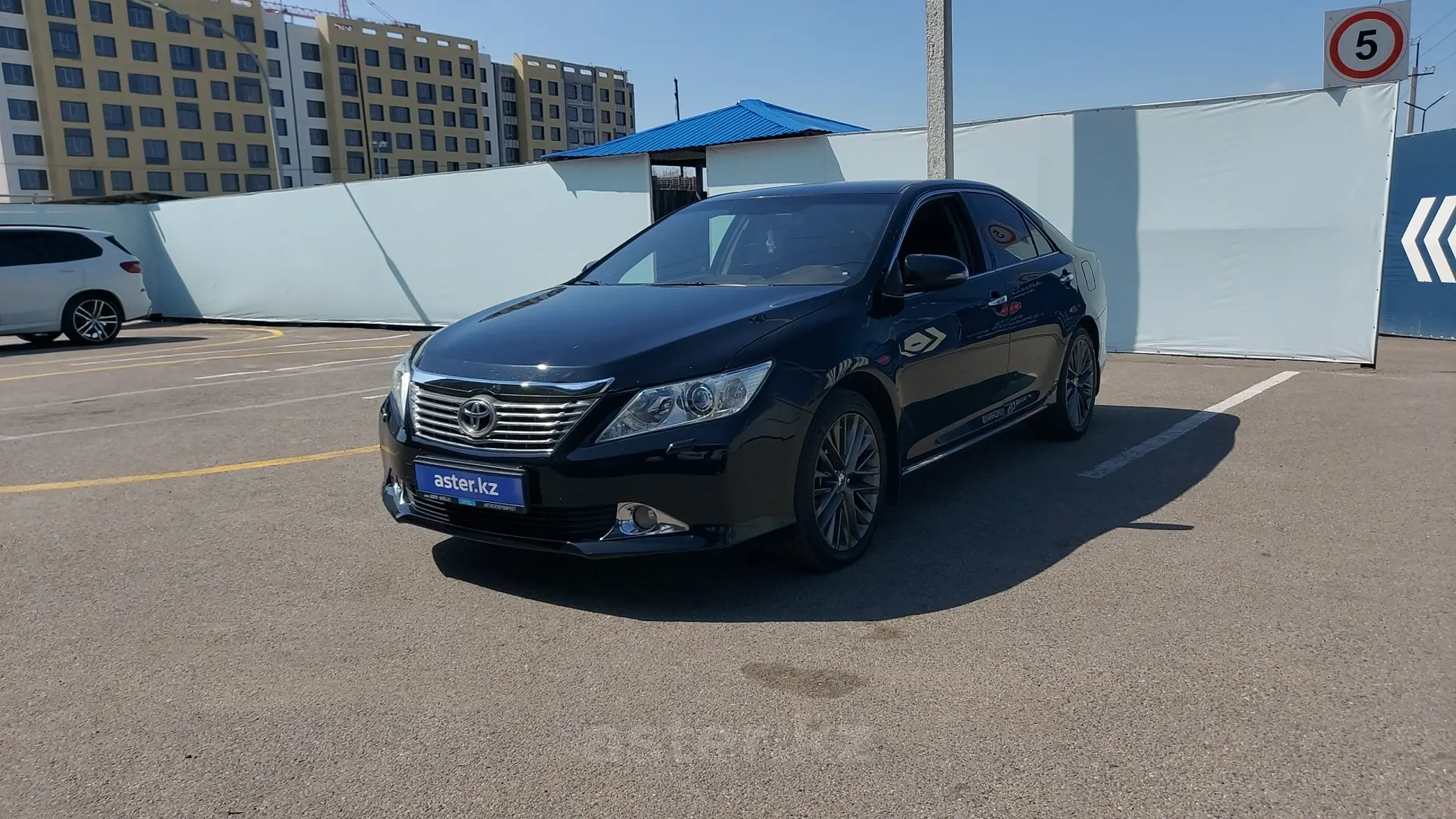 Toyota Camry 2014