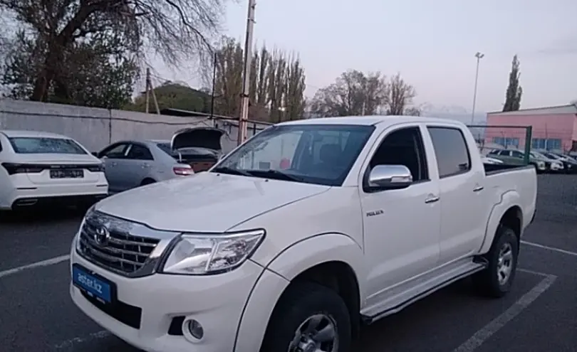 Toyota Hilux 2014 года за 10 000 000 тг. в Алматы