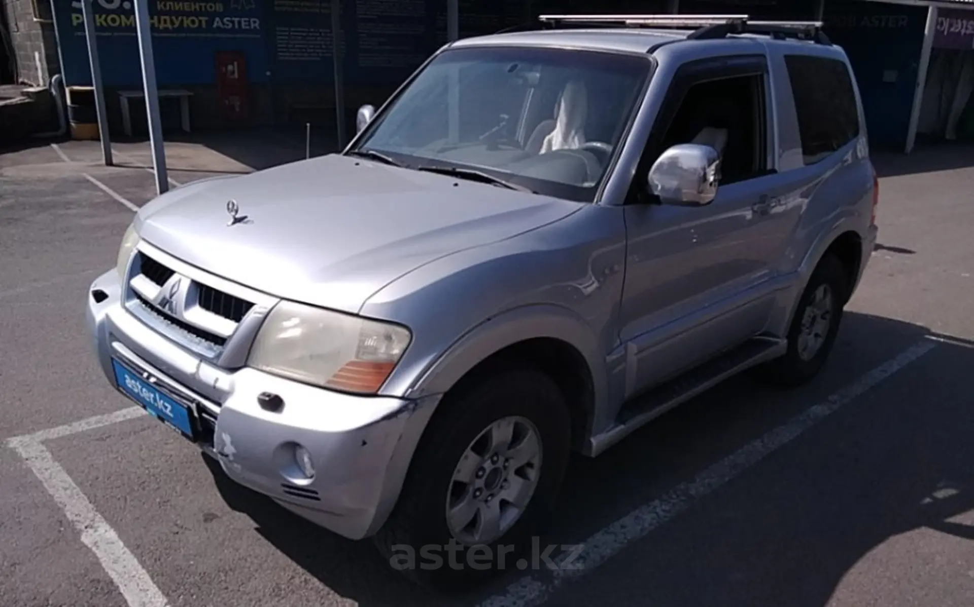 Mitsubishi Pajero 2005