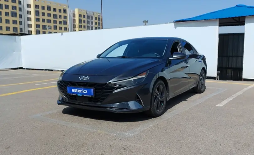 Hyundai Elantra 2022 года за 13 500 000 тг. в Алматы