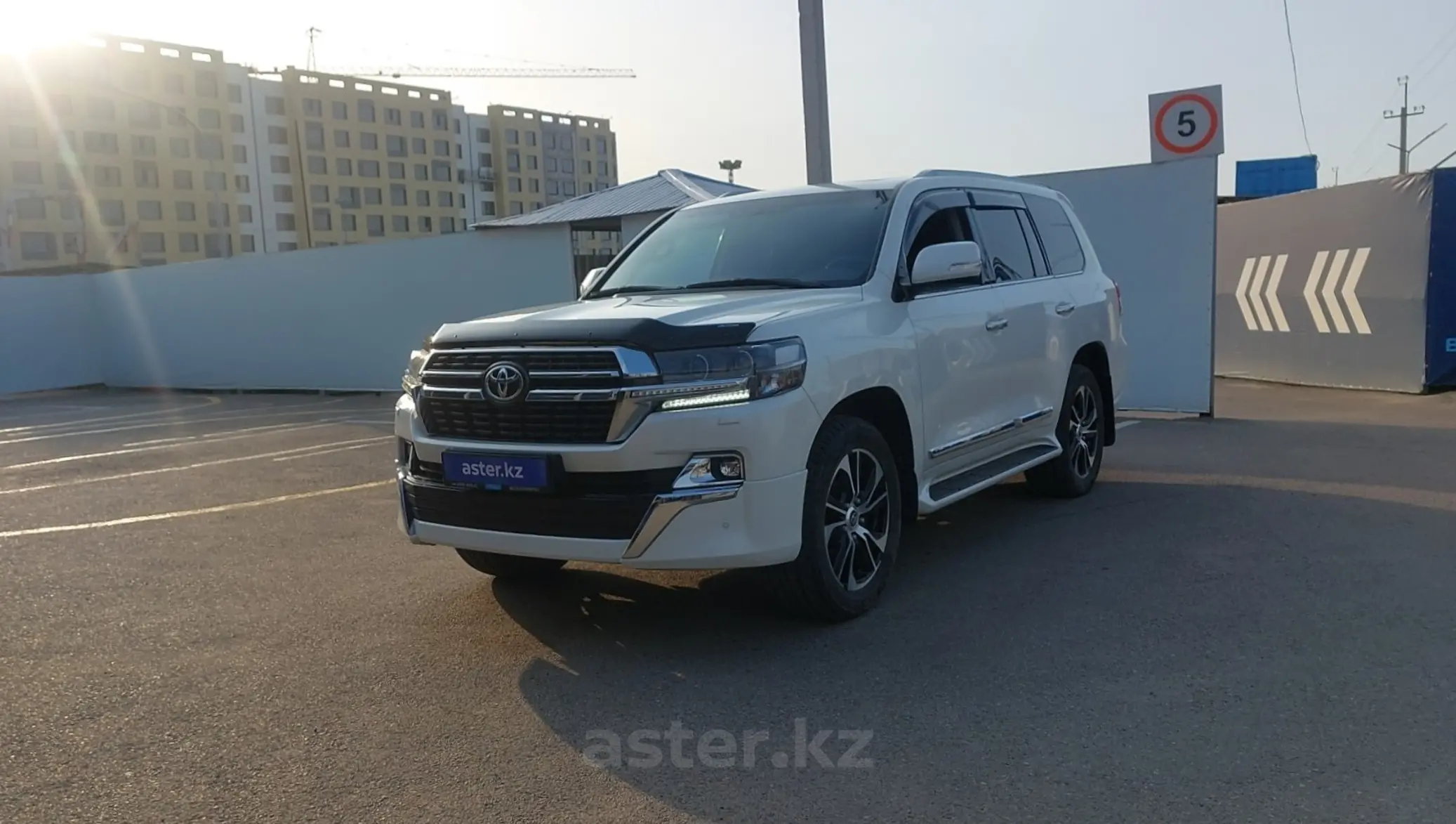 Toyota Land Cruiser 2021