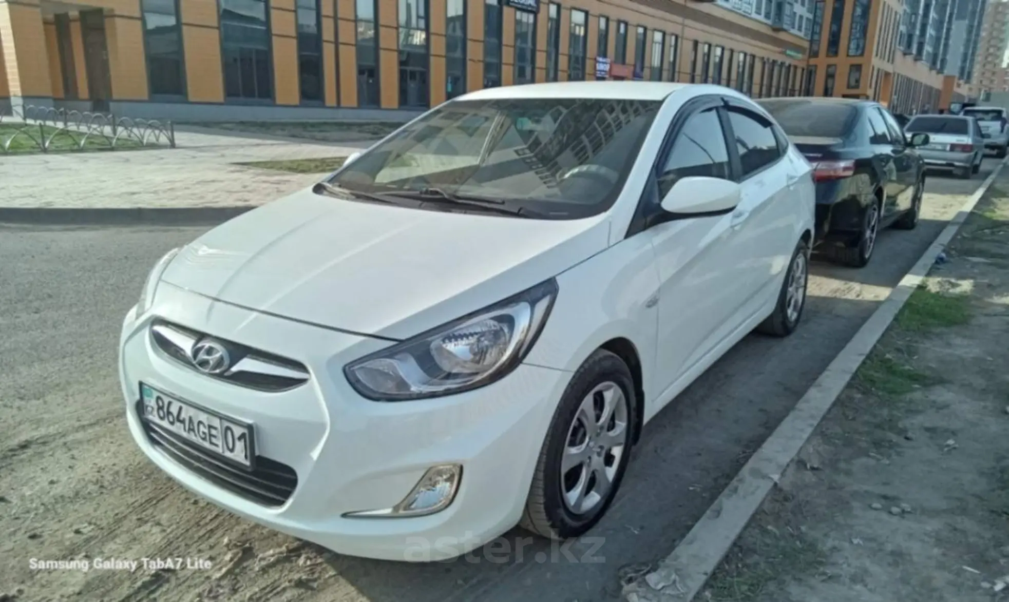 Hyundai Accent 2013