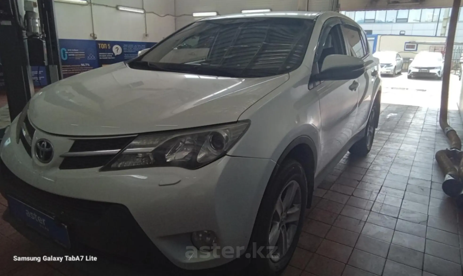 Toyota RAV4 2013