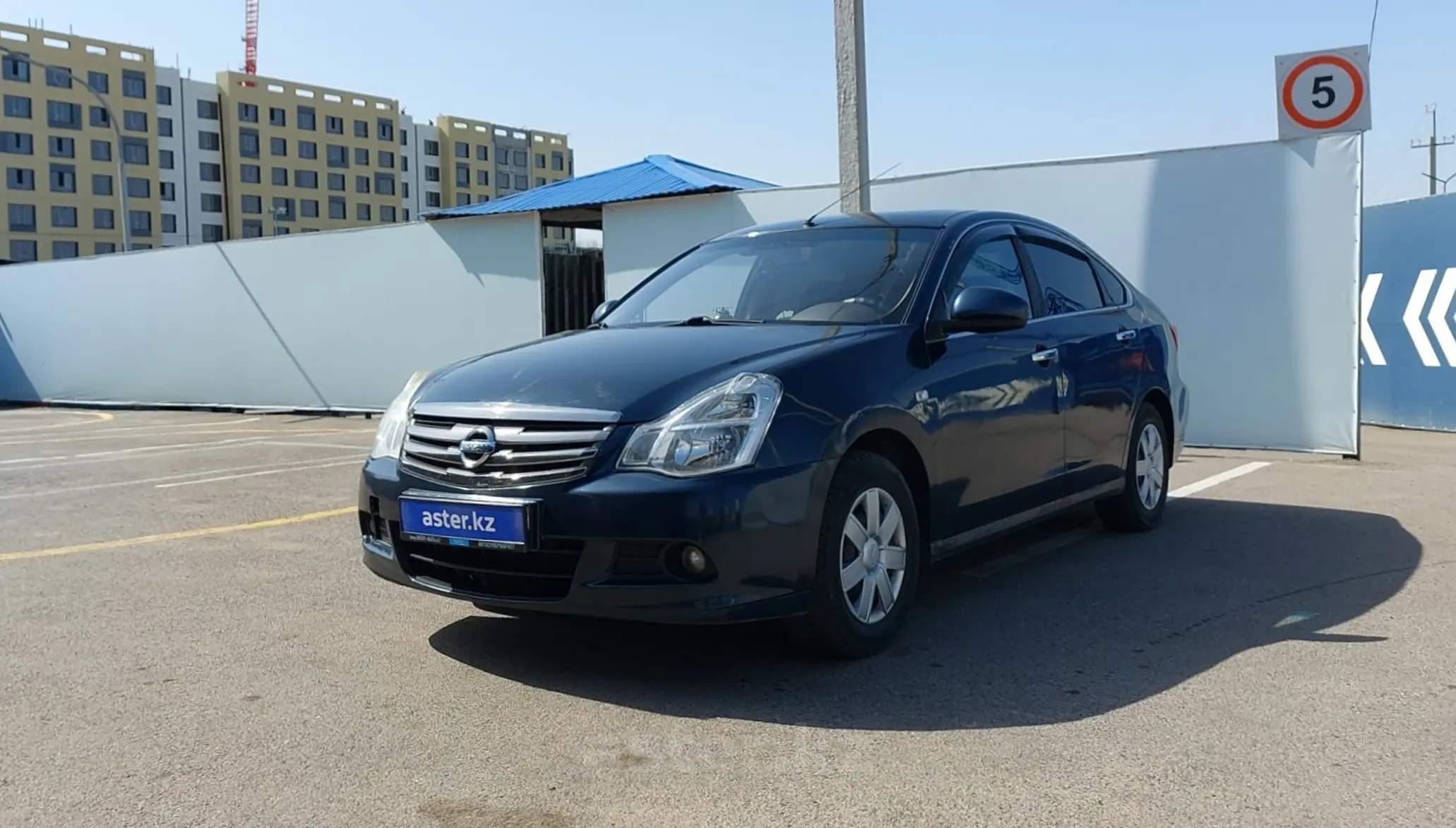 Nissan Almera 2014