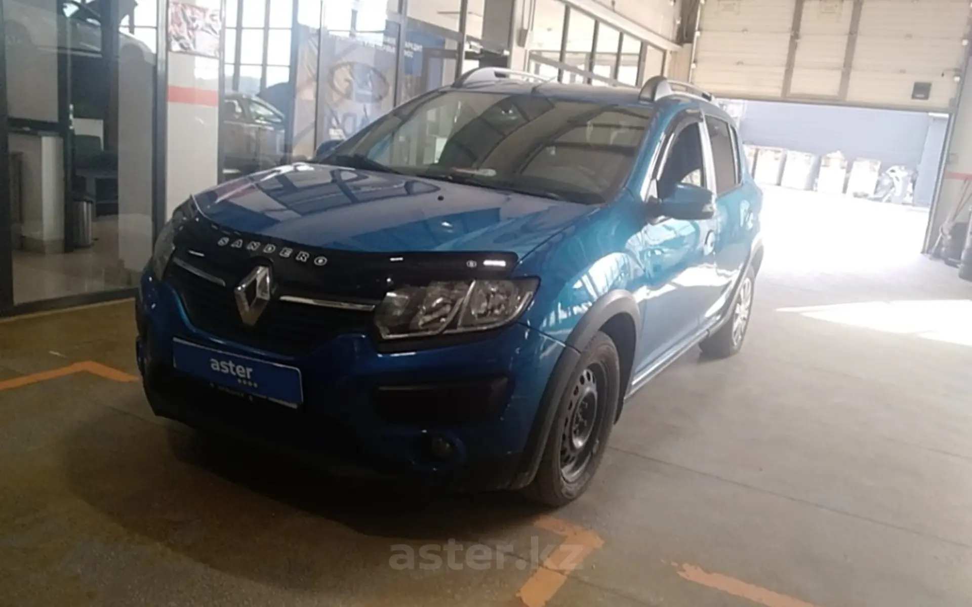 Renault Sandero 2015