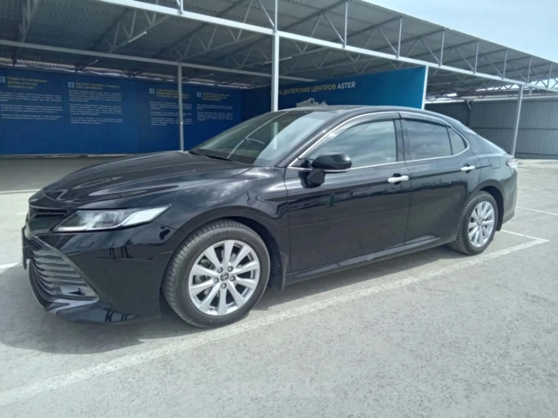 Toyota Camry 2019