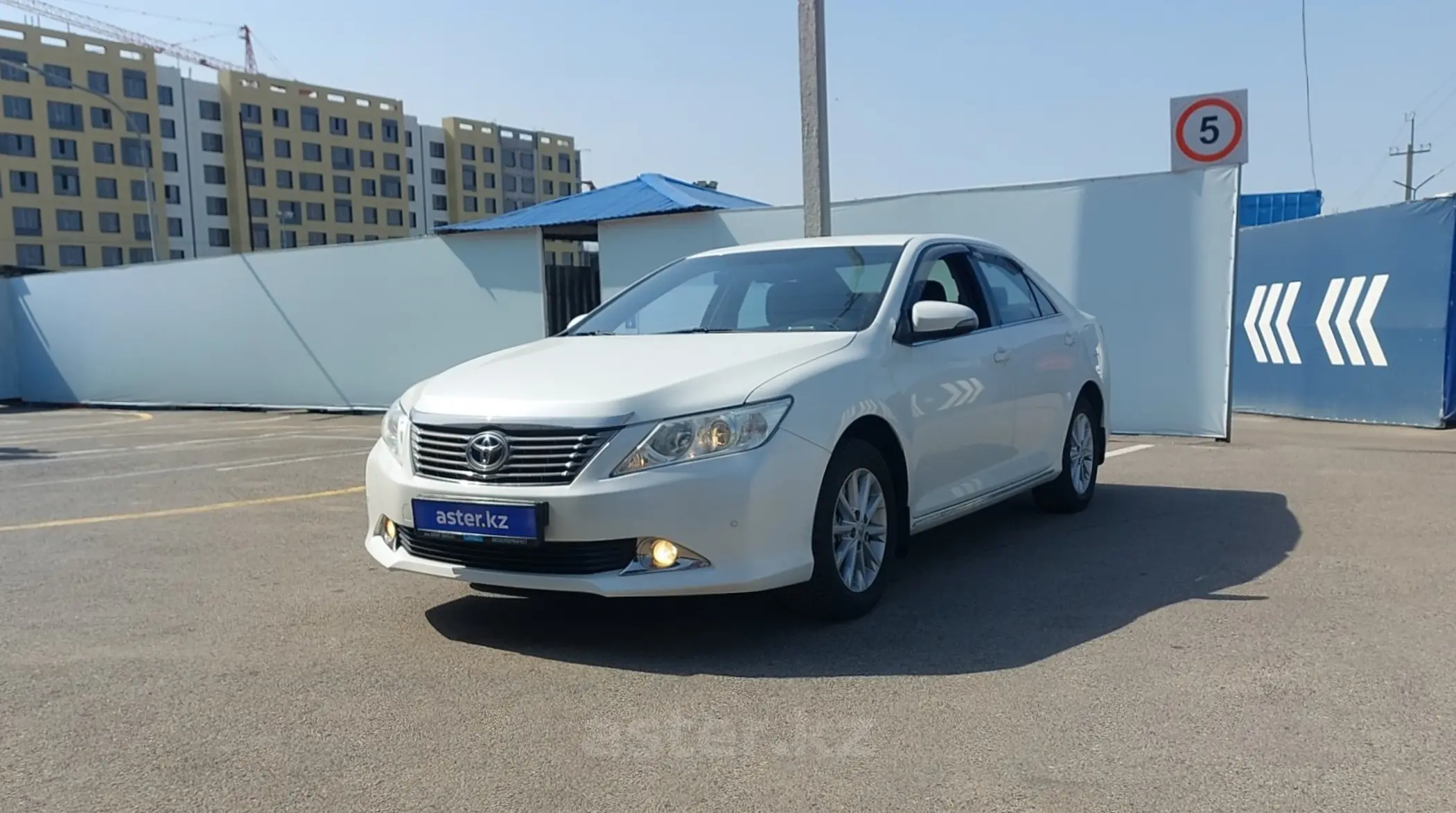 Toyota Camry 2014