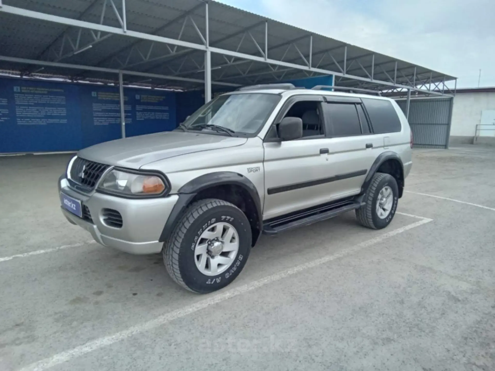 Mitsubishi Montero Sport 2001