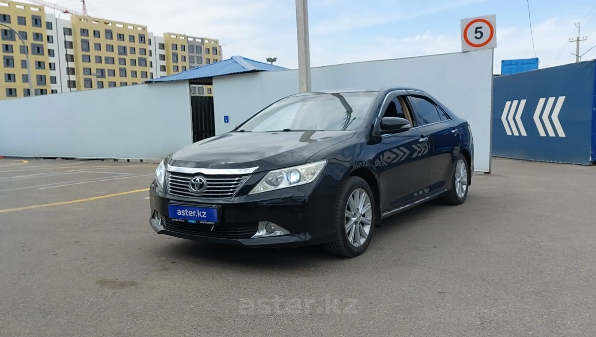 Toyota Camry 2014