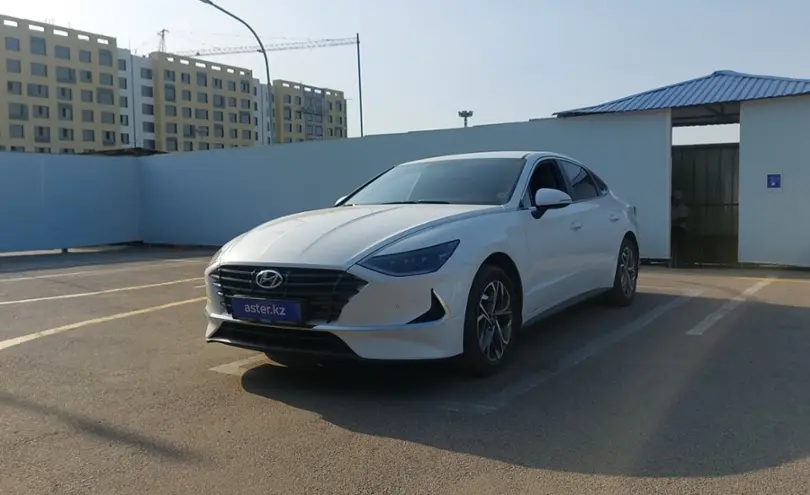 Hyundai Sonata 2022 года за 16 000 000 тг. в Алматы