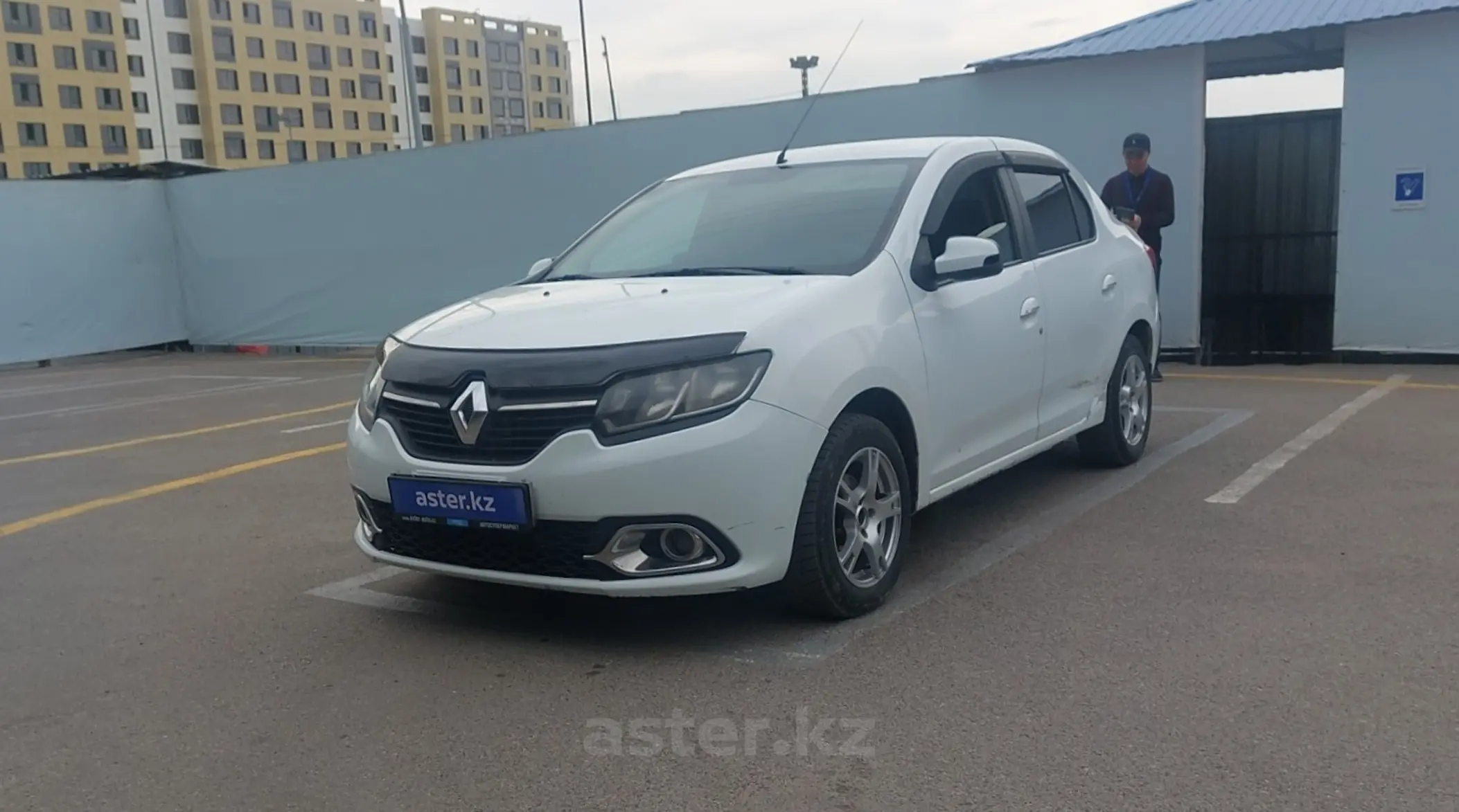 Renault Logan 2014