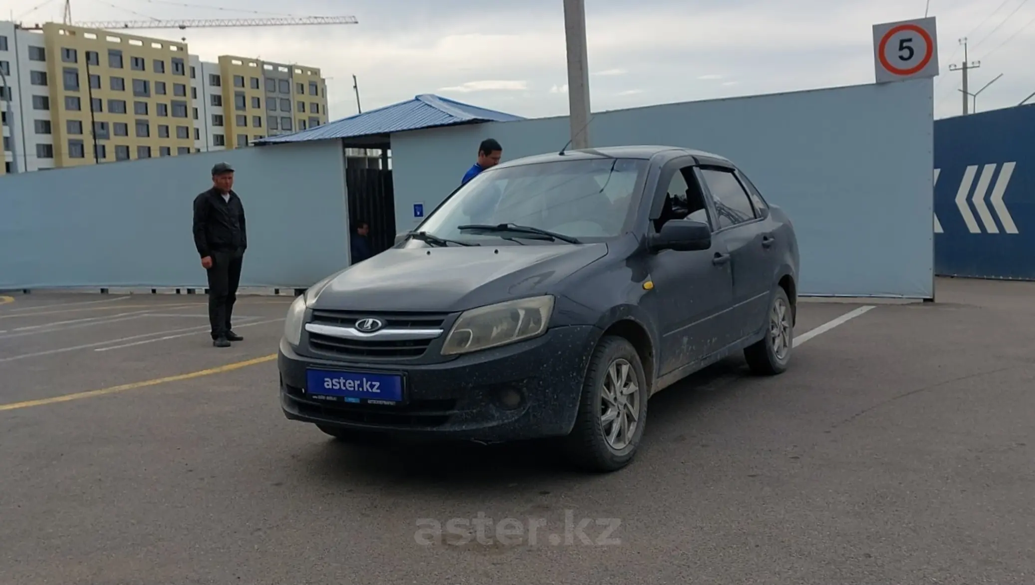 LADA (ВАЗ) Granta 2013