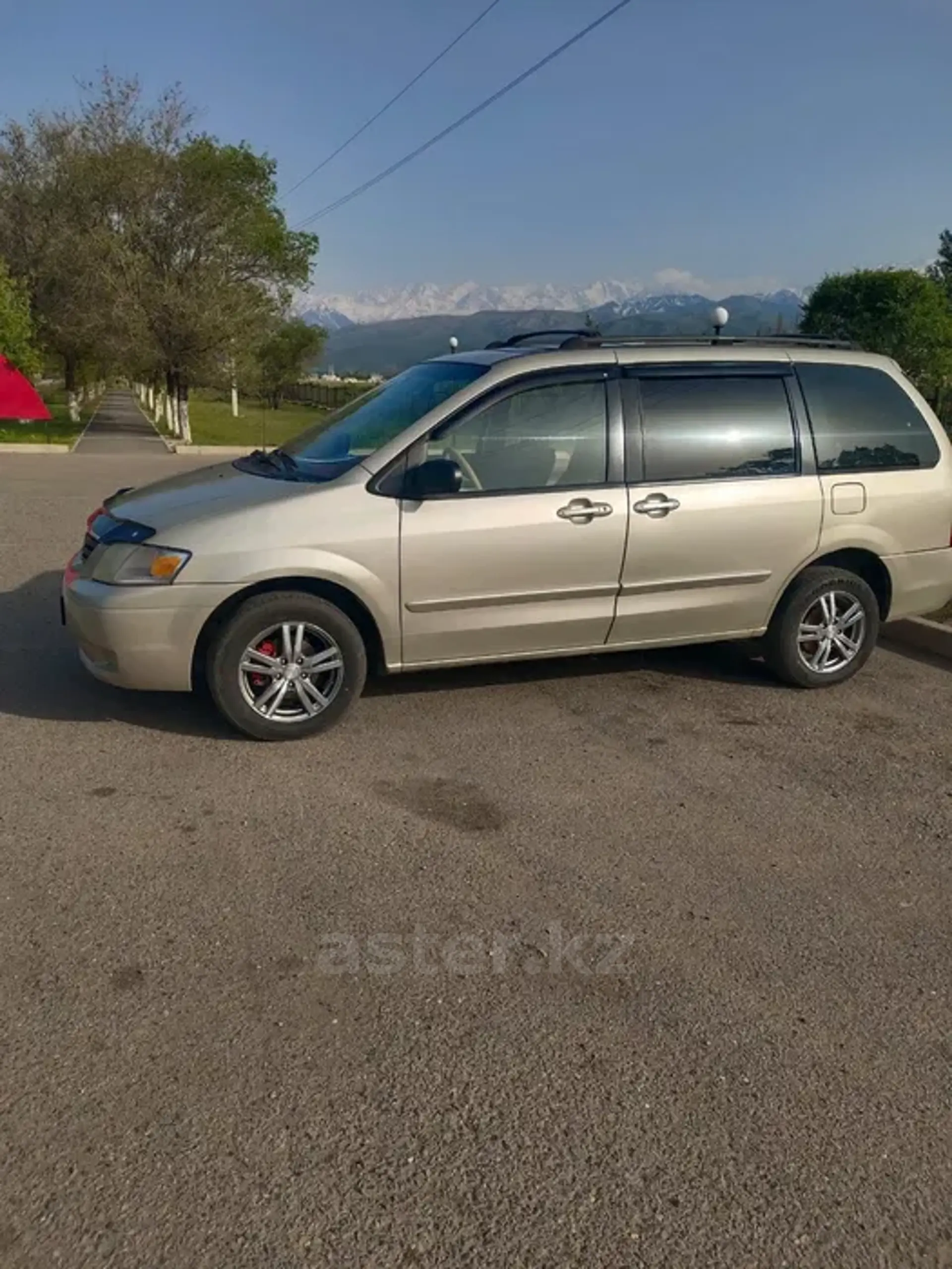 Mazda MPV 2000