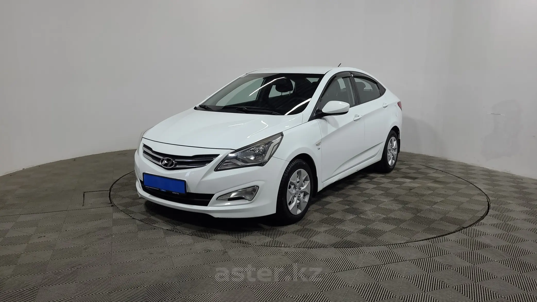 Hyundai Accent 2015