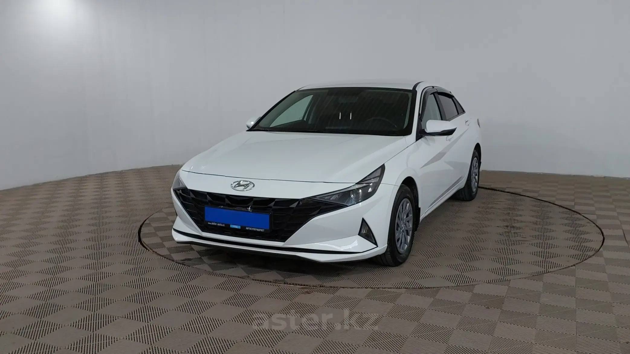 Hyundai Elantra 2020