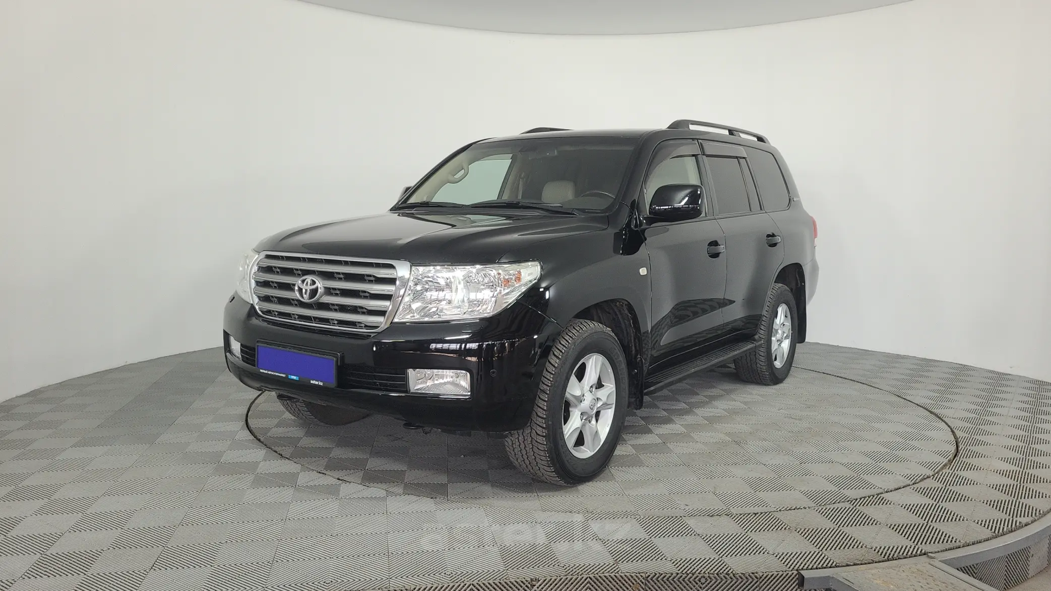 Toyota Land Cruiser 2011