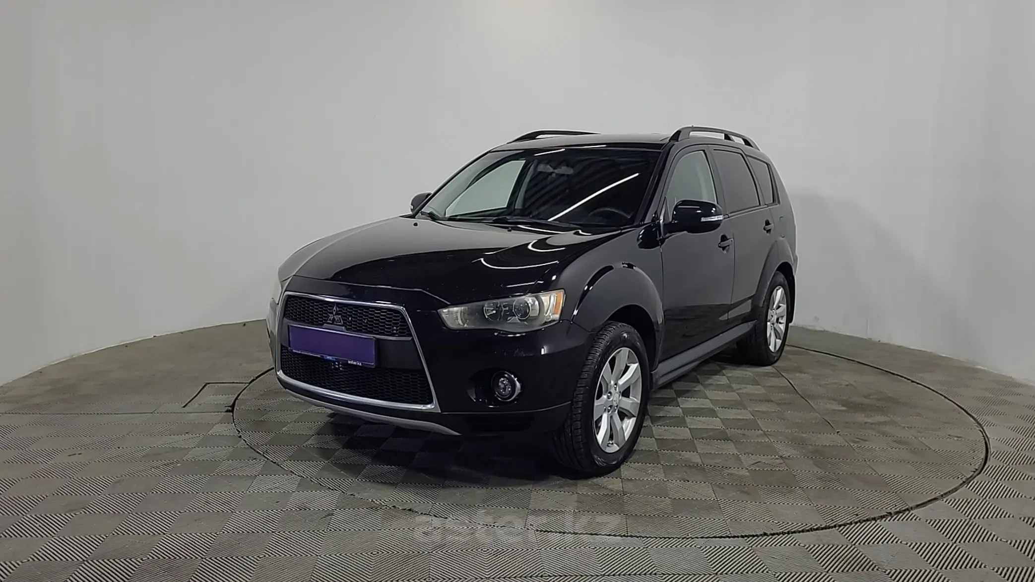 Mitsubishi Outlander 2011