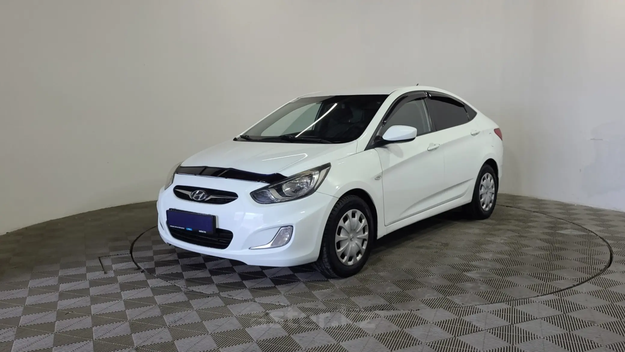 Hyundai Accent 2013