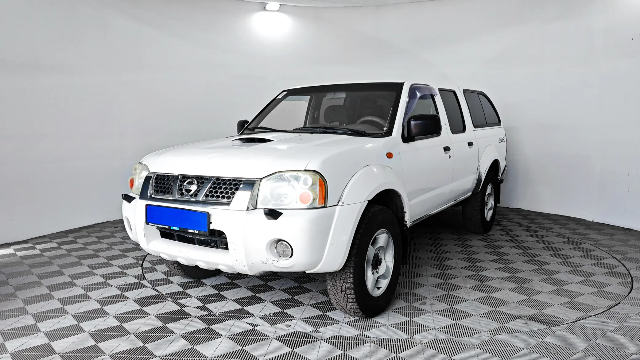 Nissan NP300 2012